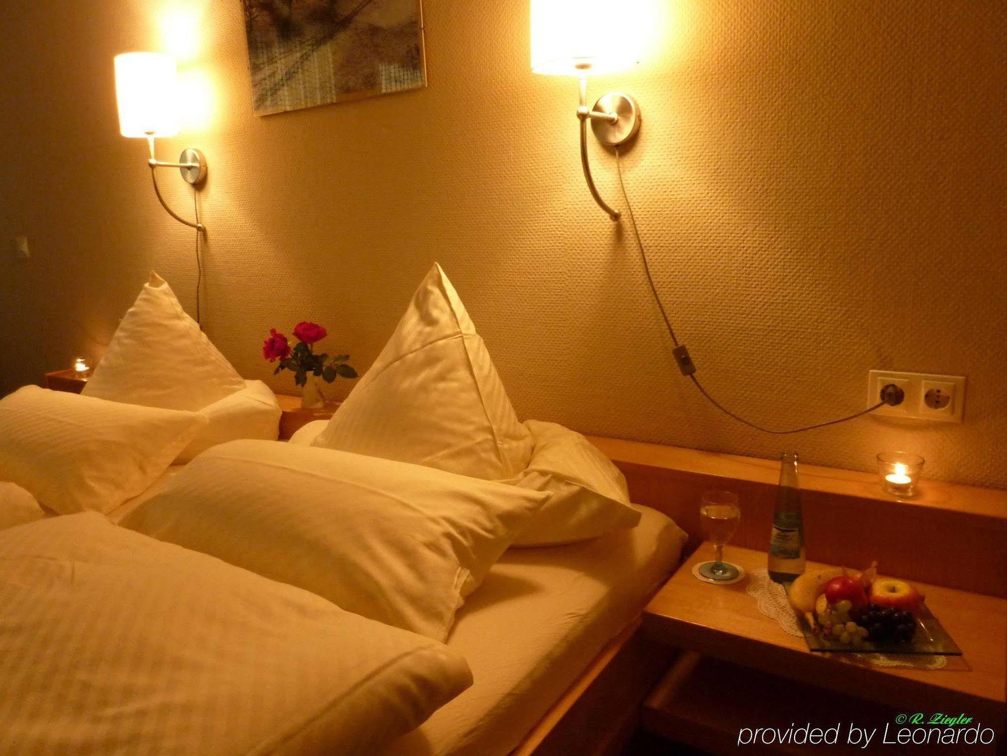 Hotel Lawine Todtnau Extérieur photo